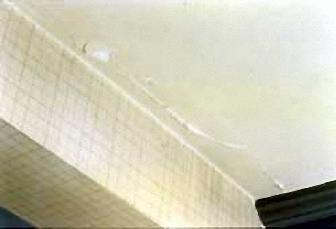 乳膠漆墻面開裂的原因解決辦法