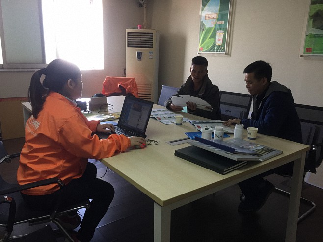 廣西客戶走訪友情漆